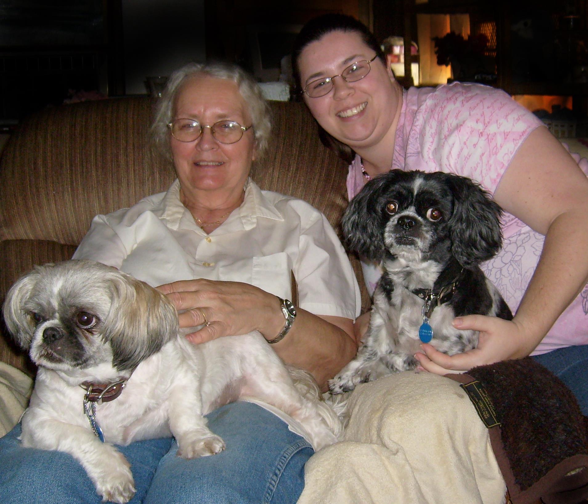 Mom Marie Beau LouLou Christmas 2008.jpg